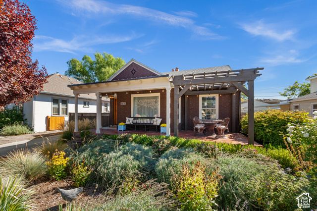 730 E Harrison Ave
                     MLS #2188671