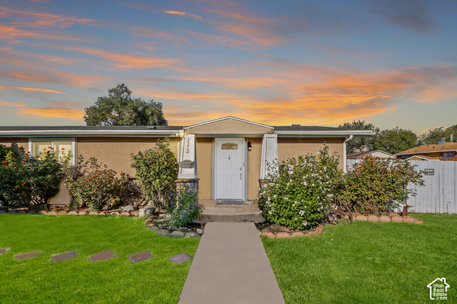 3372 S Mockingbird Way
                     MLS #2188692