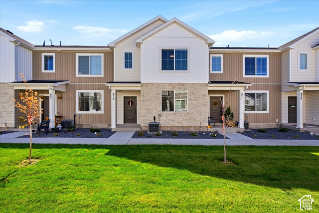 Main photo for 225 W 690 N