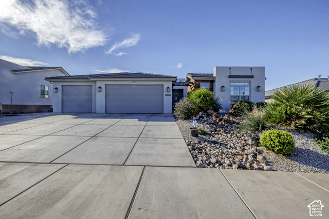 3008 E Photinia Dr
                     MLS #2188770