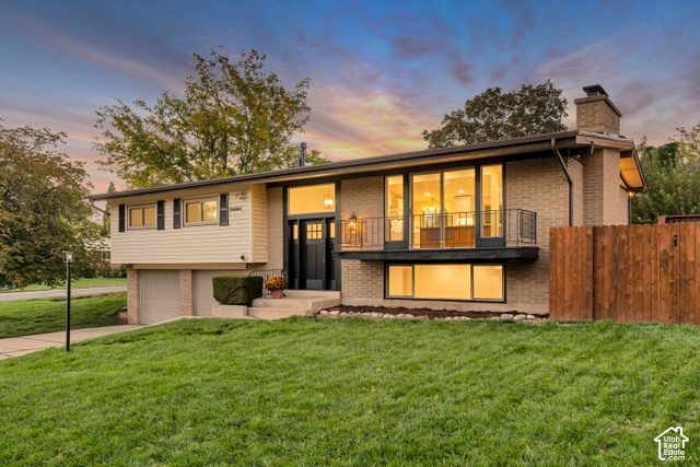 2609 E Spring Haven Dr
                     MLS #2188788