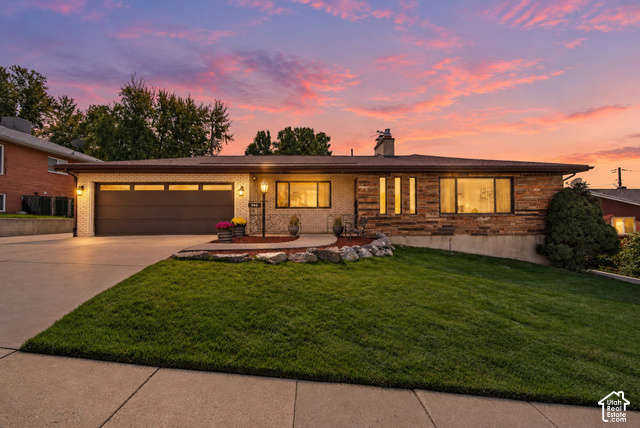 946 E Arlington Way
                     MLS #2188860