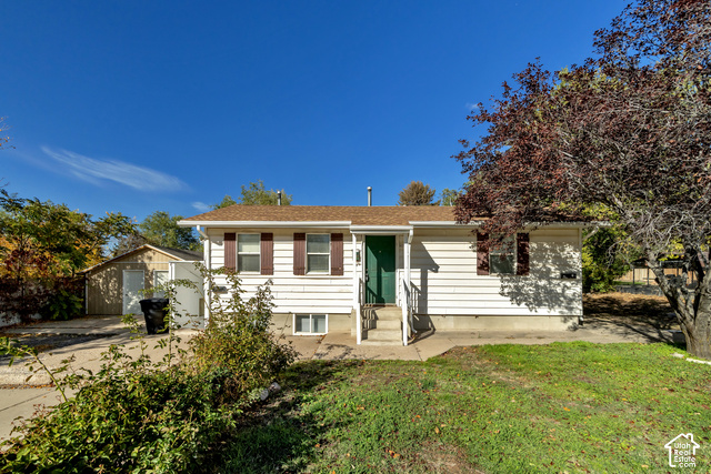 429  Center St
                     MLS #2188930