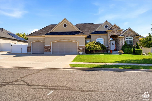 66 N 2825 W
                     MLS #2188963