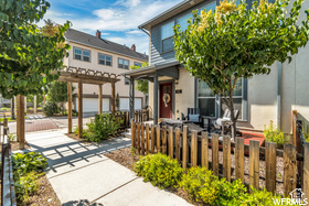 865 W Chiva Ct
                     MLS #2189017