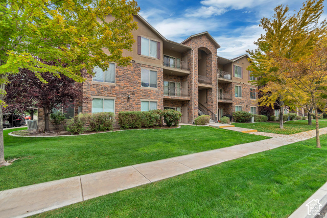 Main photo for 476 W 200 N #208