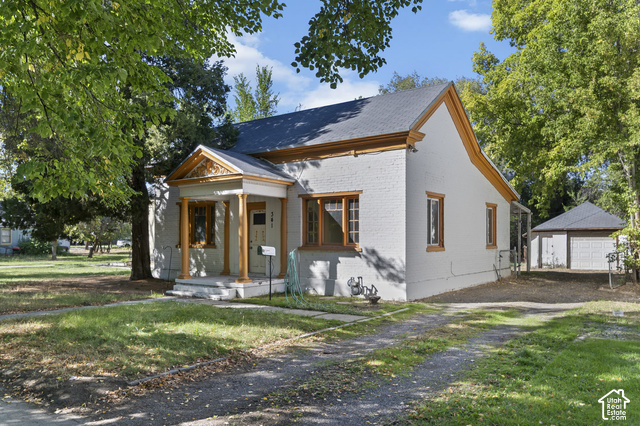 341 E 200 S
                     MLS #2189078