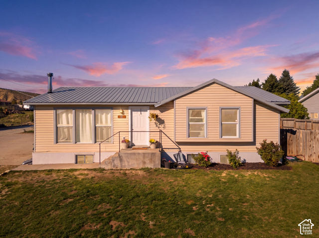 91 N 3750 W
                     MLS #2189101
