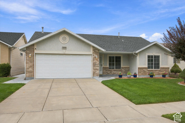 2212  Craig Ln
                     MLS #2189112