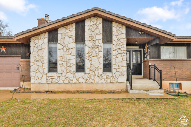 1450 E GORDON AVE
