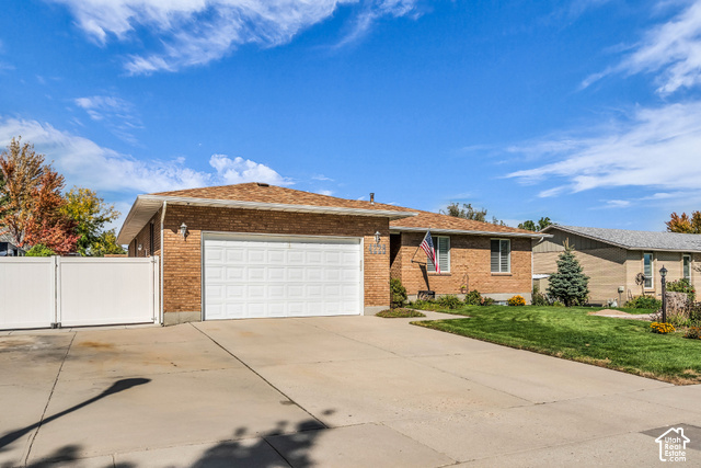 4228 W Yorkshire Cir S, South Jordan, UT 84009, photo 2