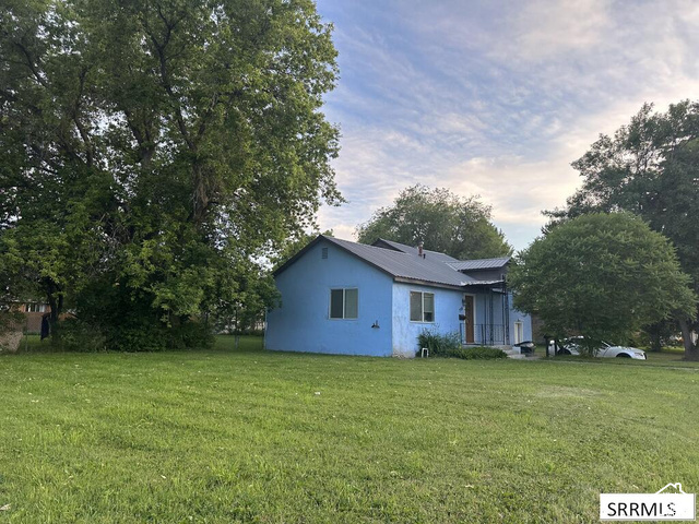 Main photo for 798  Garfield St