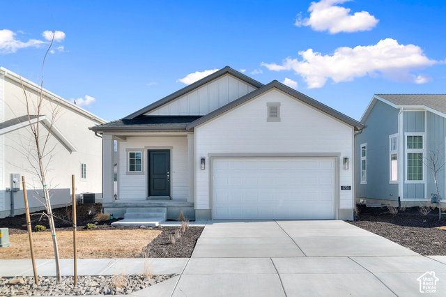 Main photo for 813  Pinyon Crest Rd #103