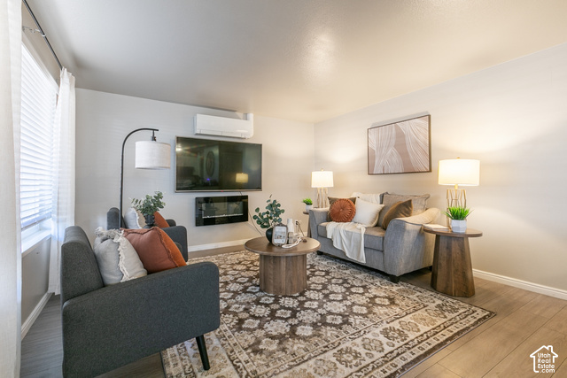 3064 S 300 E #8, Salt Lake City, UT 84115, photo 2