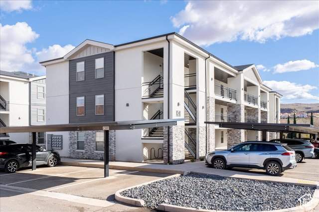 Main photo for 1167 E Telegraph St #c201