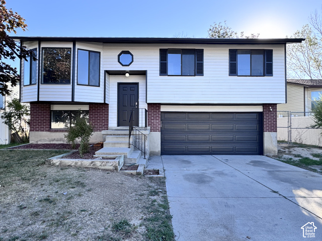 6119  Park Wood Dr
                     MLS #2189827