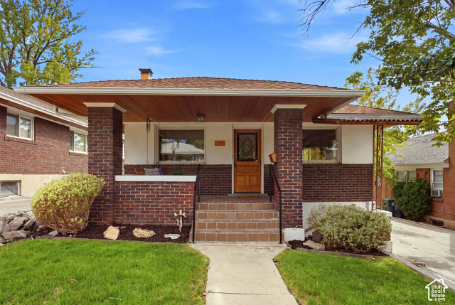 1340 E Gilmer Dr