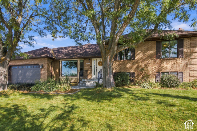 Main photo for 1443 E Hilda Dr