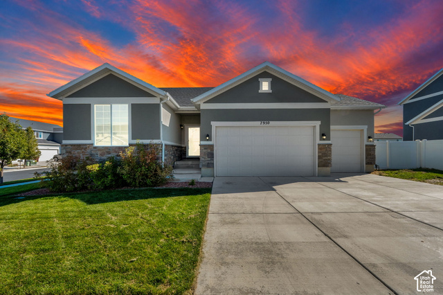 7950 N Seabiscuit Rd
                     MLS #2189930