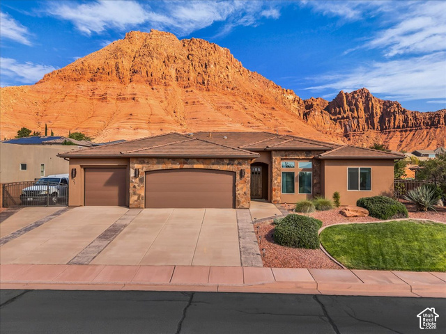 271 E 250 N
                     MLS #2189936