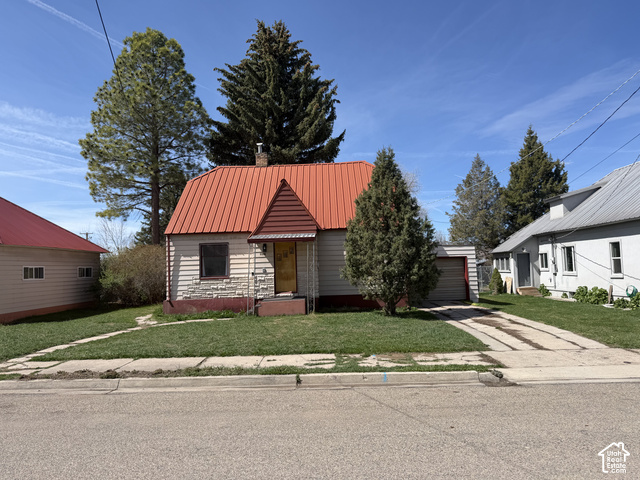 Main photo for 313 N 9th St