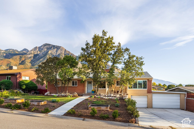 3000 E MORGAN DR, Holladay UT 84124