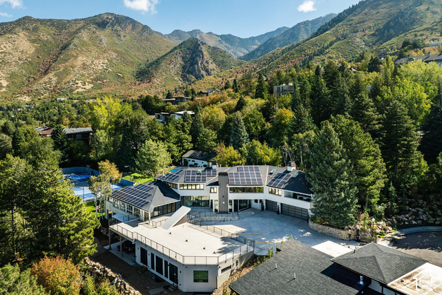 3898 E THOUSAND OAKS CIR, Millcreek UT 84124