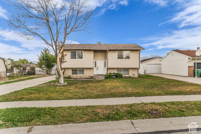 8867 S New Castle Rd
                     MLS #2190085