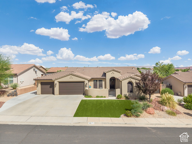 928 N Via Del Medio
                     MLS #2190108