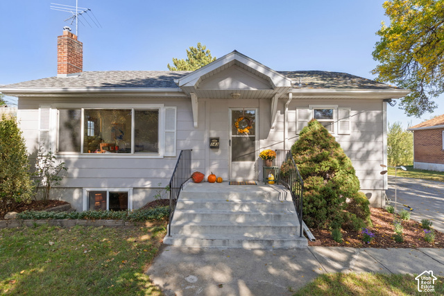 143 E Forbush Ave
                     MLS #2190143