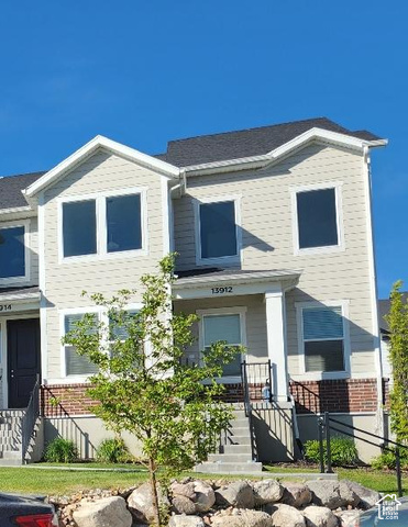 13912 S Champlin Peak Dr
                     MLS #2190233