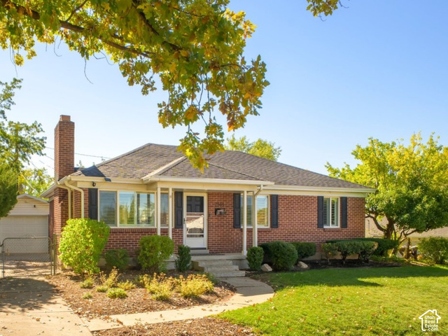 Main photo for 2514 E Yermo Ave
