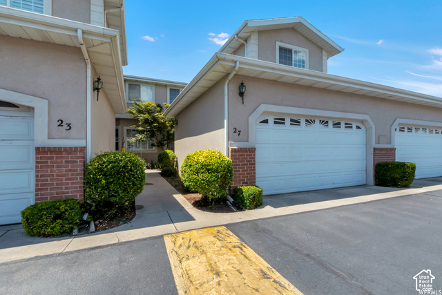 27 N 340 W
                     MLS #2190267