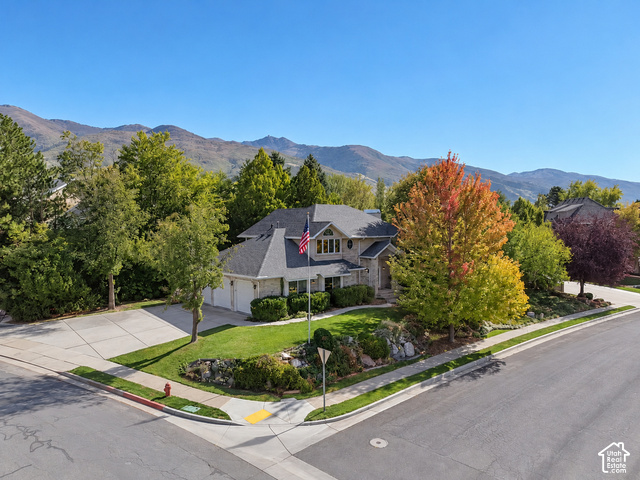 690  Liston Cir
                     MLS #2190380
