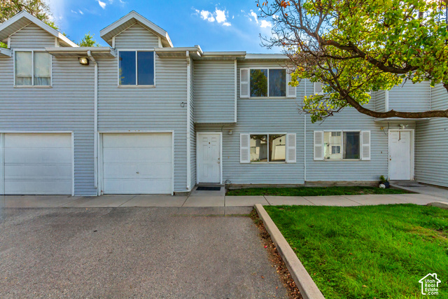 Main photo for 221 E Crestone Ave #b