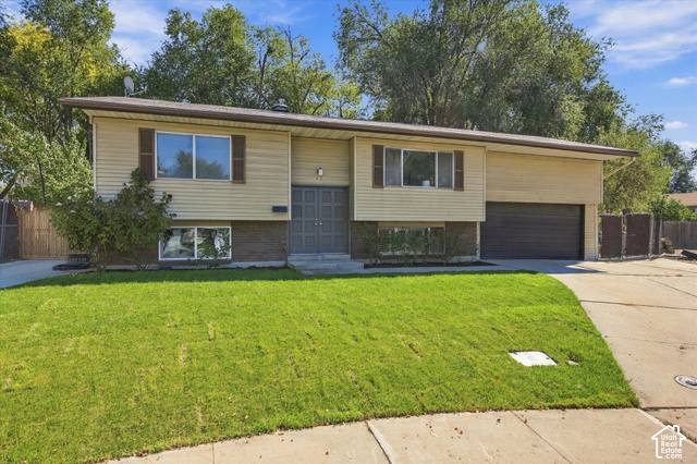 Main photo for 43 W Paula Cir