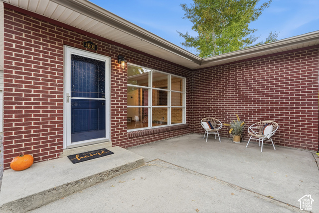4605 S 600 E
                     MLS #2190607