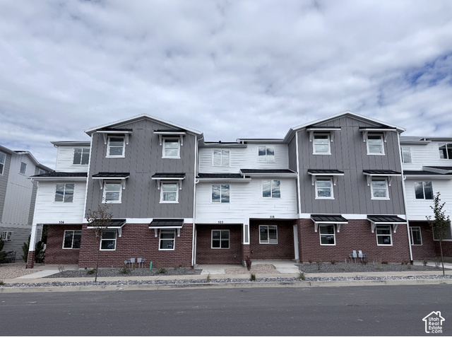Main photo for 518 W Empress St #53