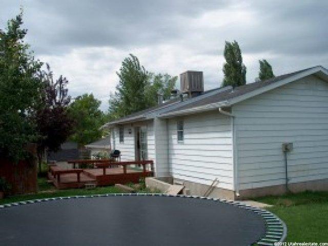 1320 Roger Cir, Layton, UT 84040 — photo 2