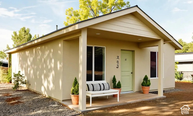 Main photo for 573 W Chamberlain Dr