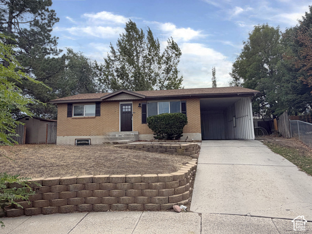 5141 W Redflower Cir
                     MLS #2190998
