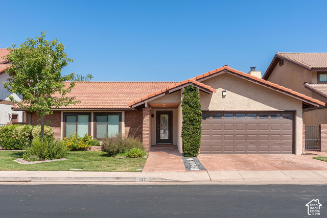 545 S Valley View Dr #137
                     MLS #2191002