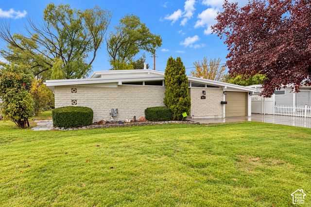 1647 W Lovely Rd
                     MLS #2191019