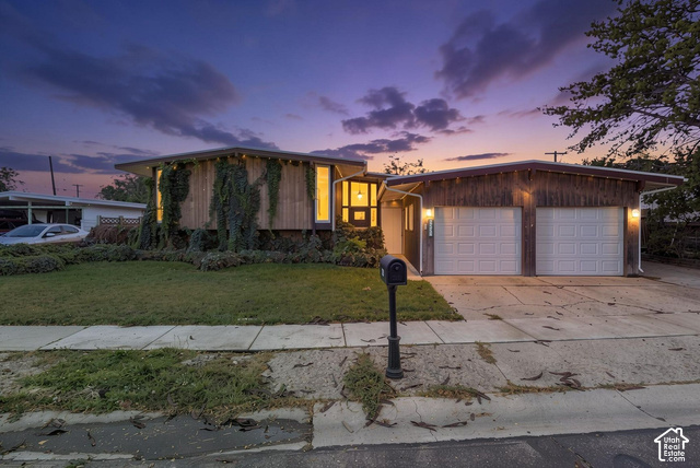 3251 W Florlita Ave
                     MLS #2191093