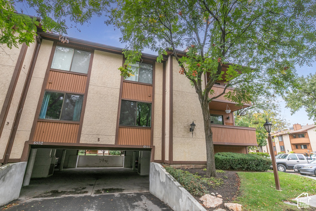Main photo for 6844 S Countrywoods Cir #5e