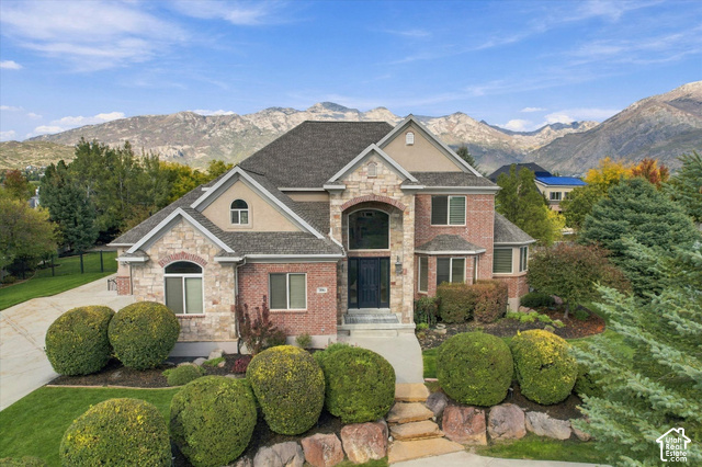 390 W River Cir
                     MLS #2191448
