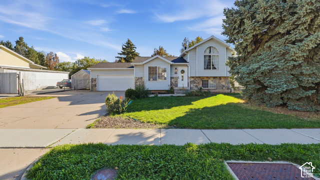 102 E 1150 N, Layton UT 84041