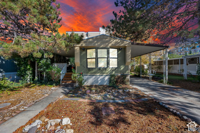 256 N Fall St
                     MLS #2191578