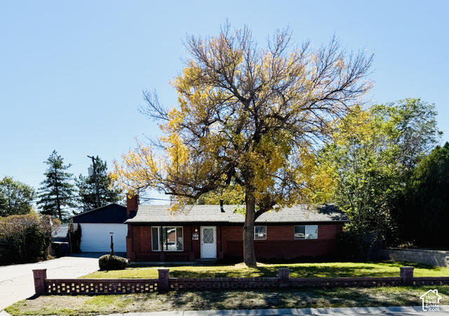 Main photo for 4089 W Benview Dr