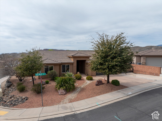 555 N Torey Ln
                     MLS #2191849